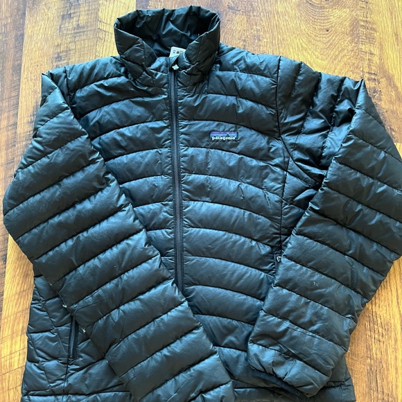 Patagonia Jackets & Blazers - Patagonia downfilled jacket